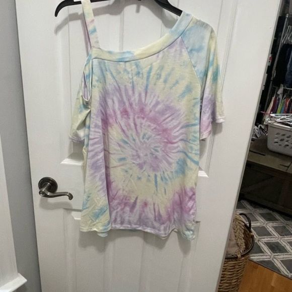 now n forever Tops - Now and forever tie-dyed top large Off the shoulder